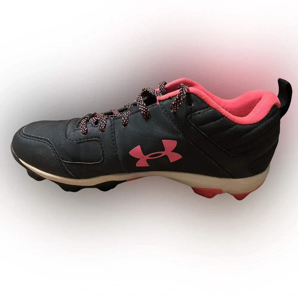 Under Armour Kids 5Y  Black and Pink Cleats - Picture 8 of 13